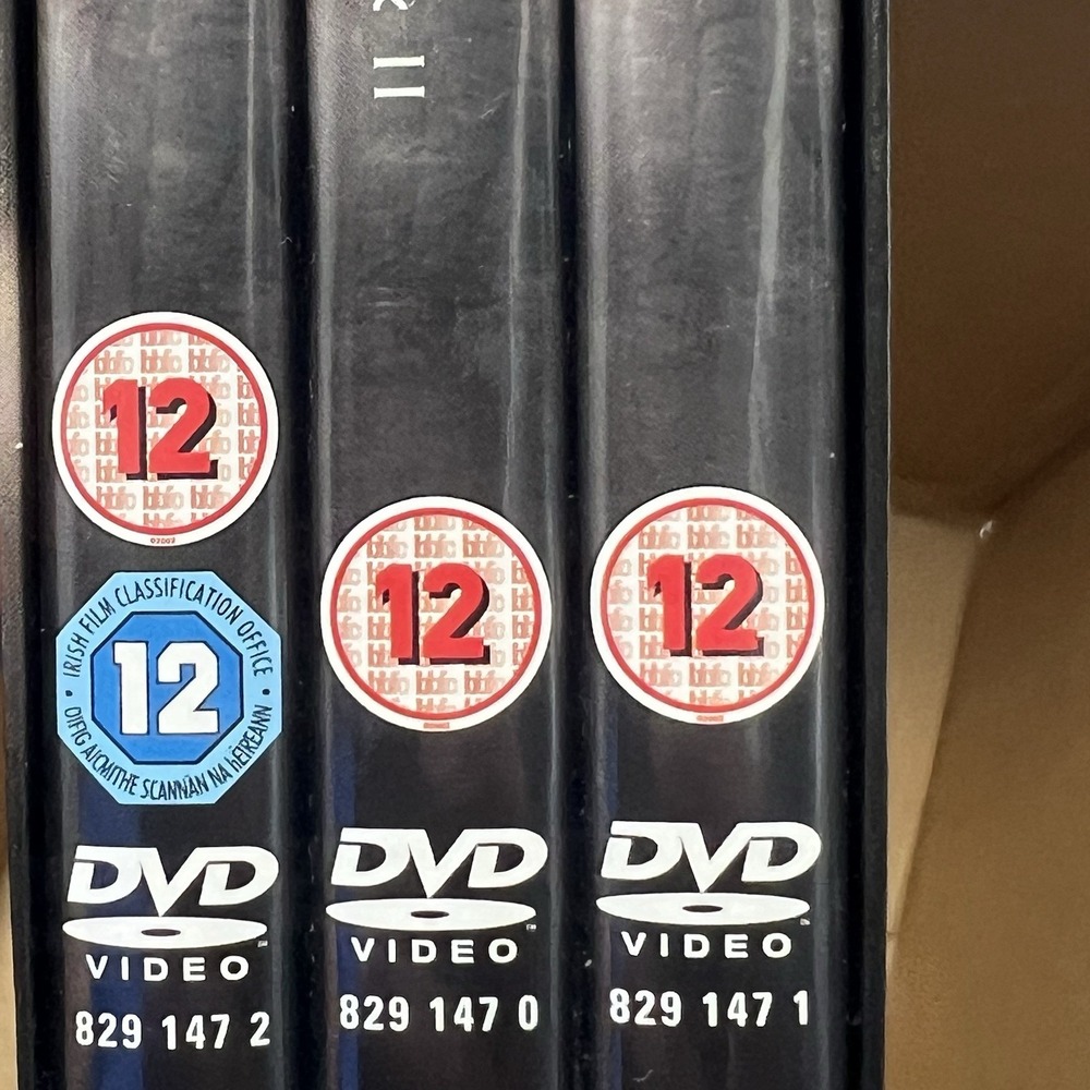 The Hollow Crown‎ Complete Series 3-DVD Set Richard III Henry IV & V - Picture 3 of 3